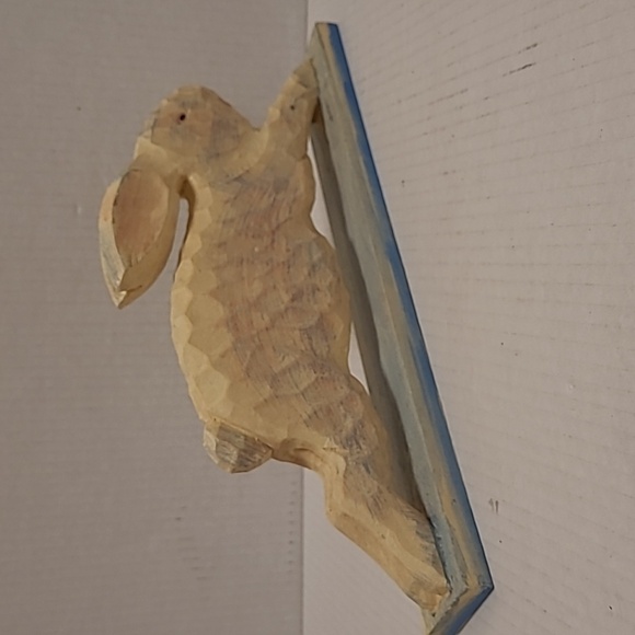 Wood Carved Bunny - Picture 9 of 16
